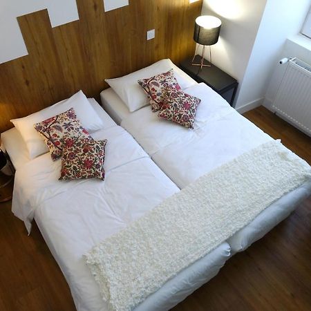 Maison Eugenie Bagneres-de-Luchon ภายนอก รูปภาพ